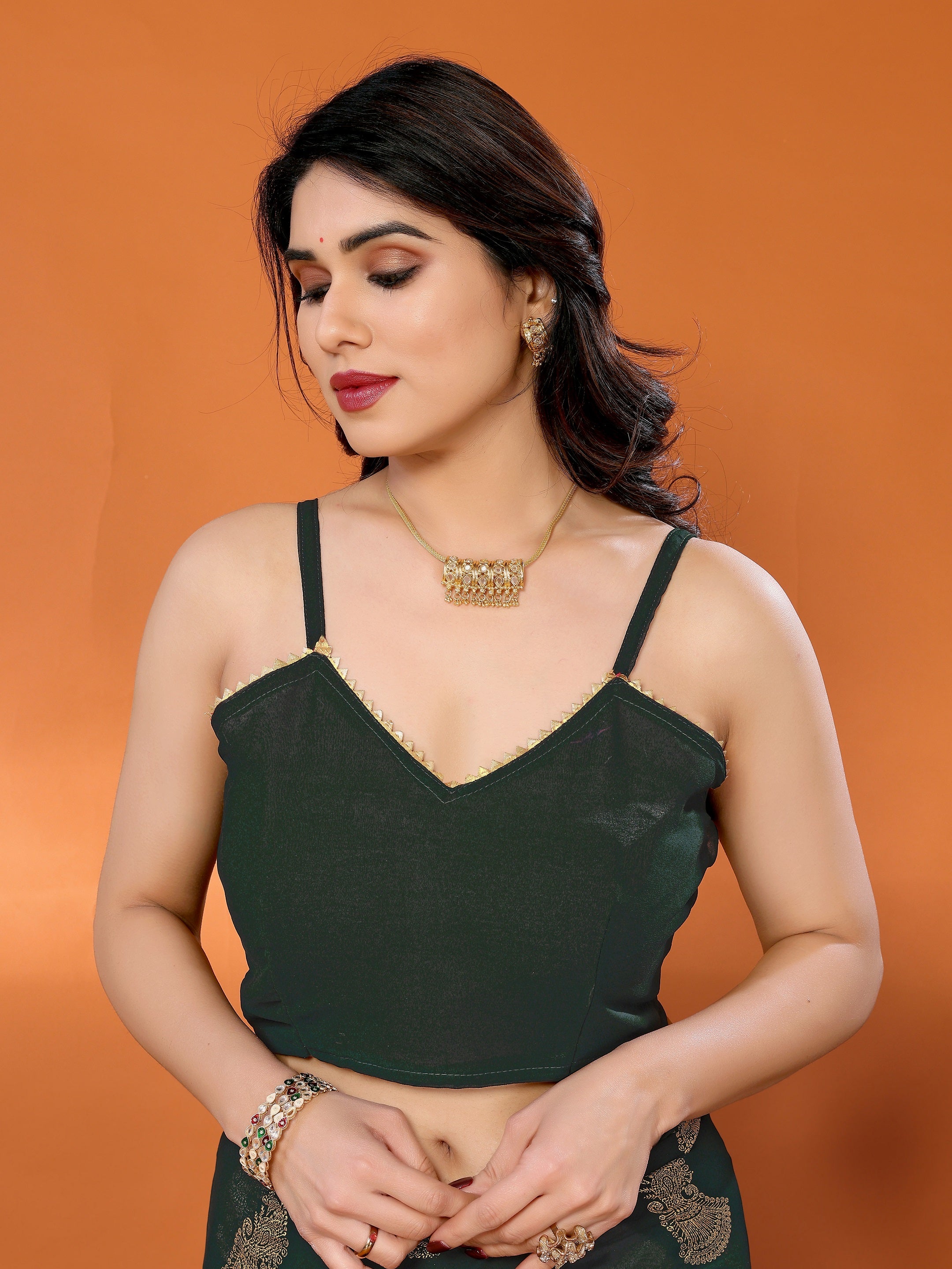 Elegant Dark Green Georgette Saree with Golden Paisley Work