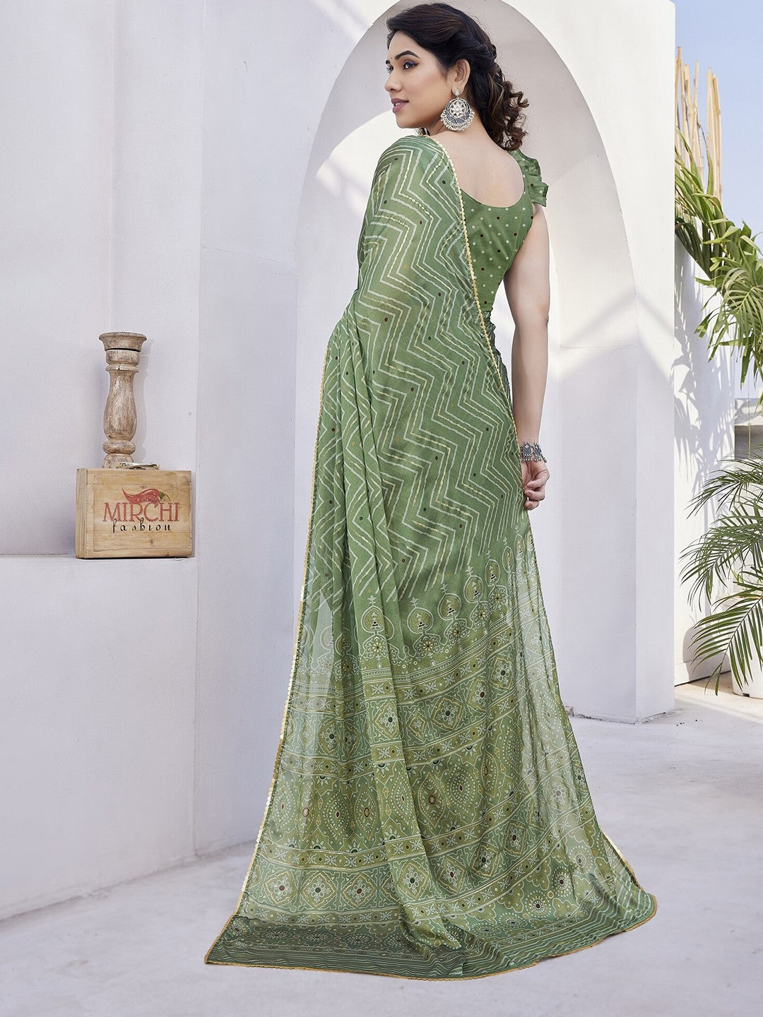 Printed Saree with Ethnic Border and Pallu