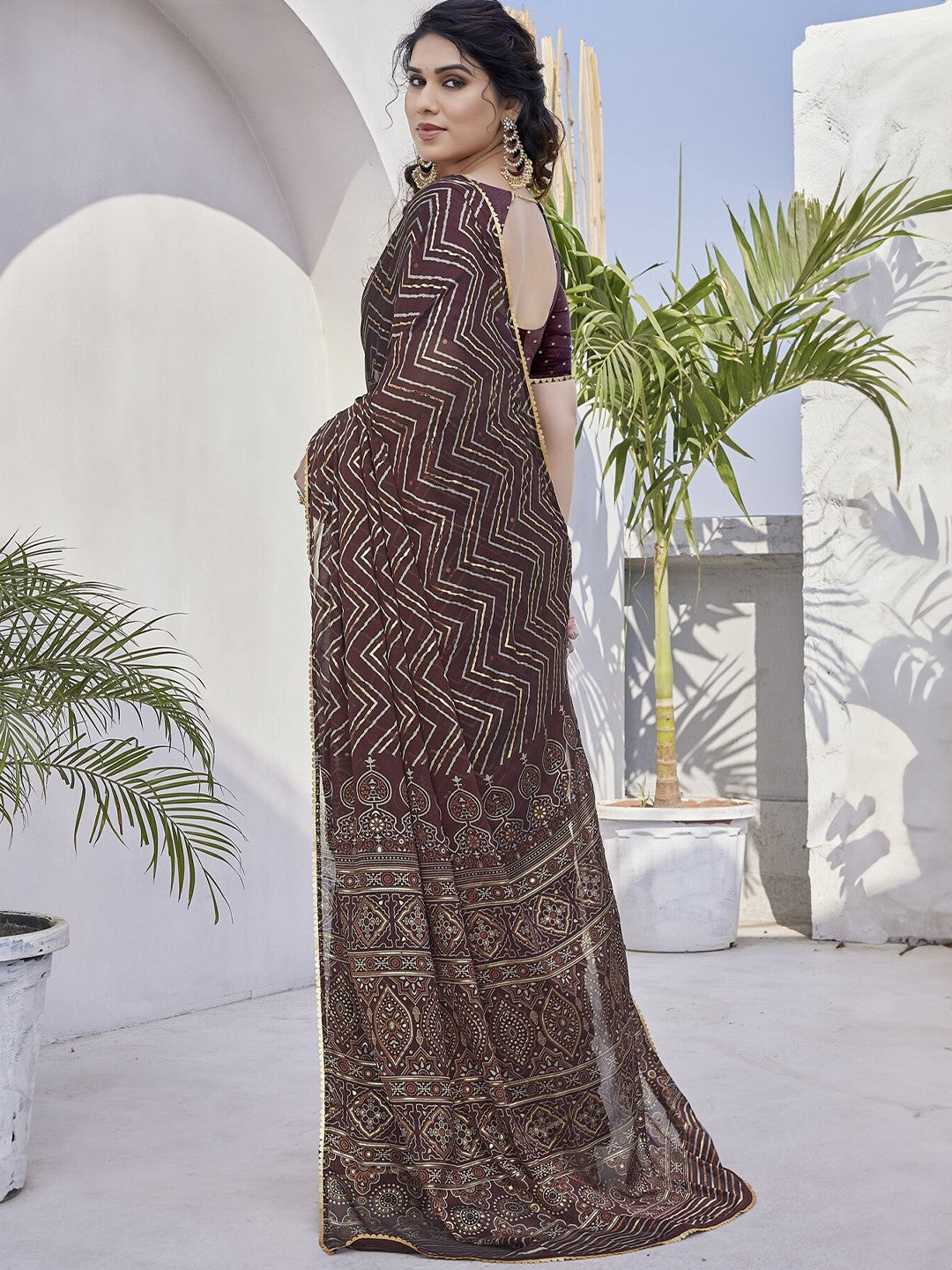 Printed Saree with Ethnic Border and Pallu