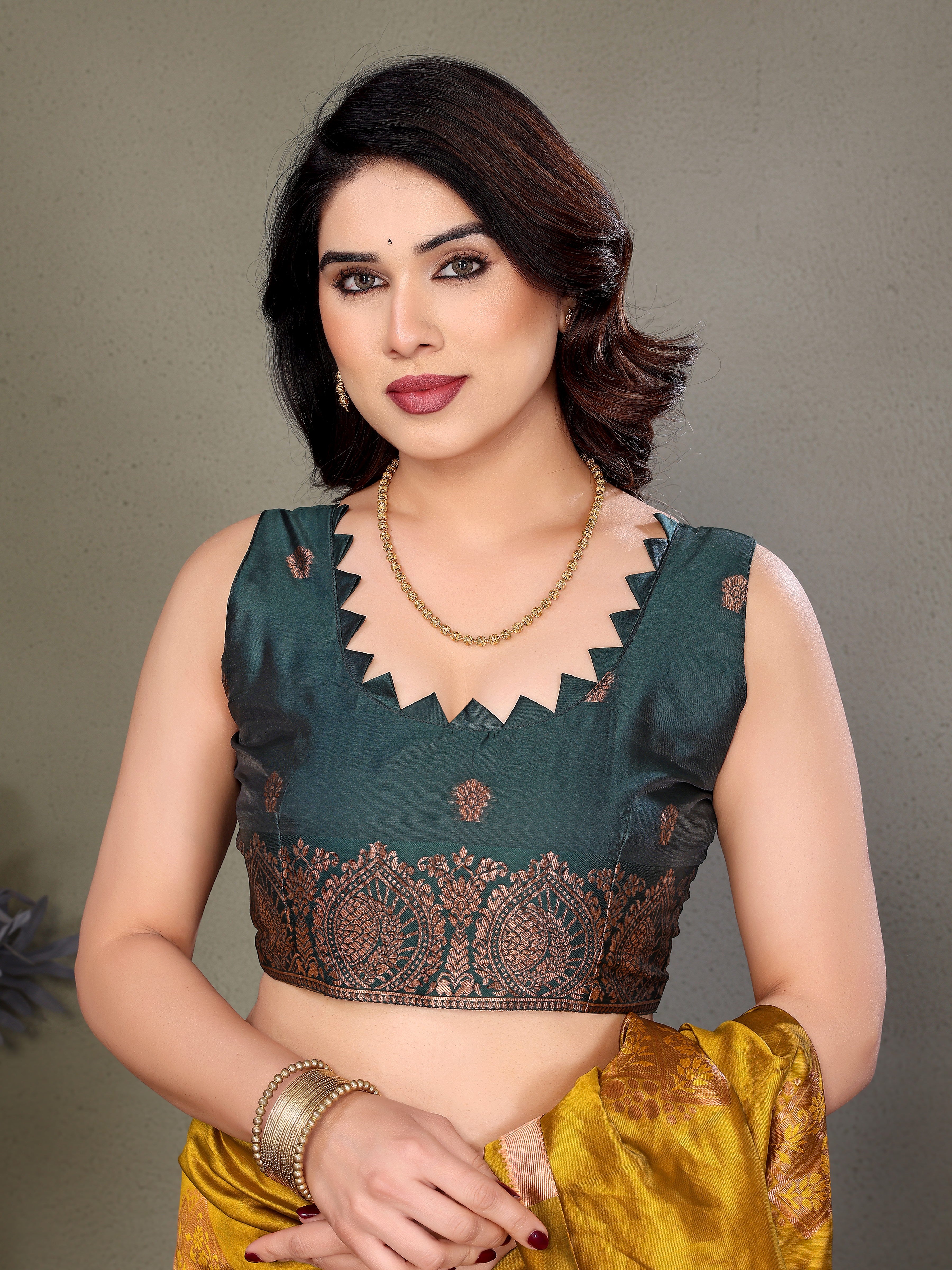 Mustard Yellow Silk Blend Saree with Rich Contrast Pallu