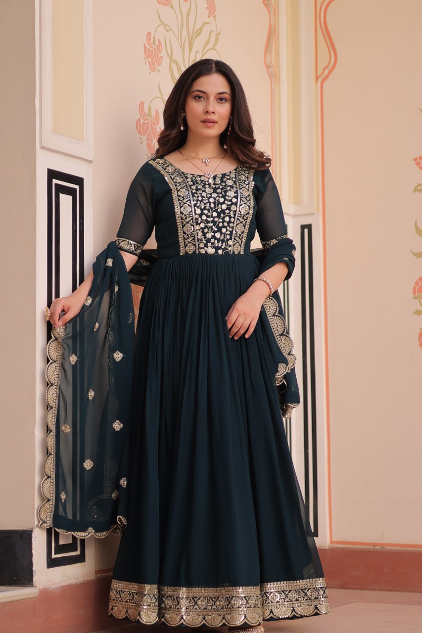Elegant Embroidered Anarkali Suit Set for Women