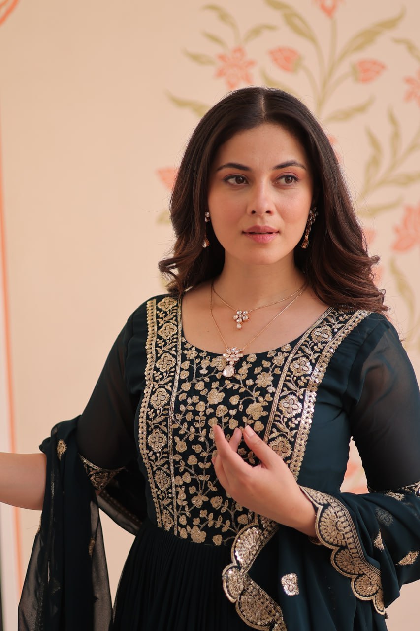 Elegant Embroidered Anarkali Suit Set for Women