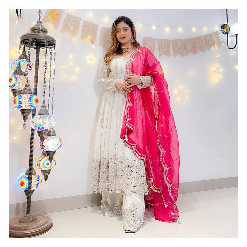 Zoya Embroidered Anarkali Set – White Rose & Rani Pink