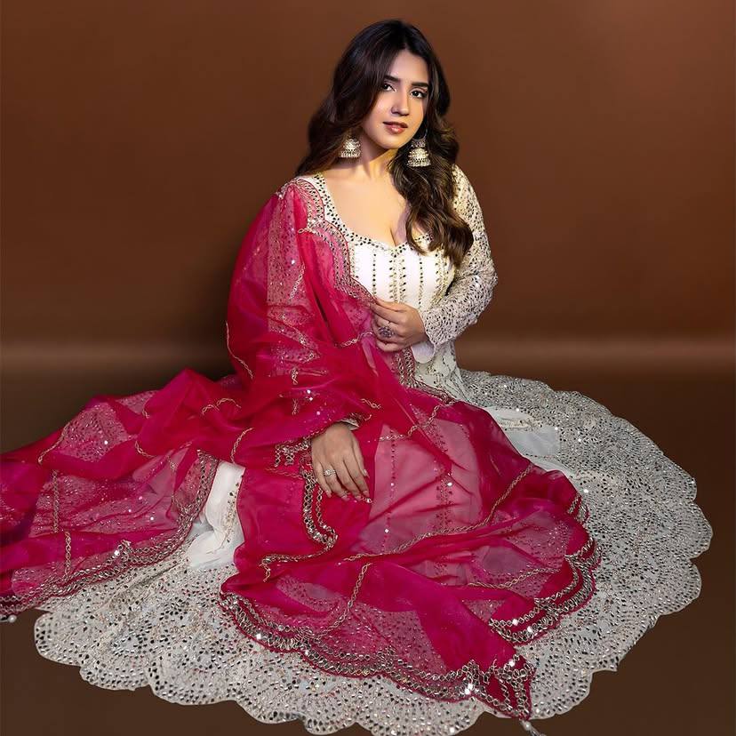 Zoya Embroidered Anarkali Set – White Rose & Rani Pink