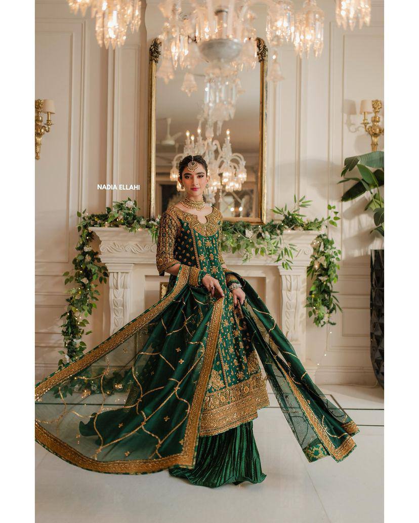 Mehreen Zari Kurta Set – Emerald Majesty