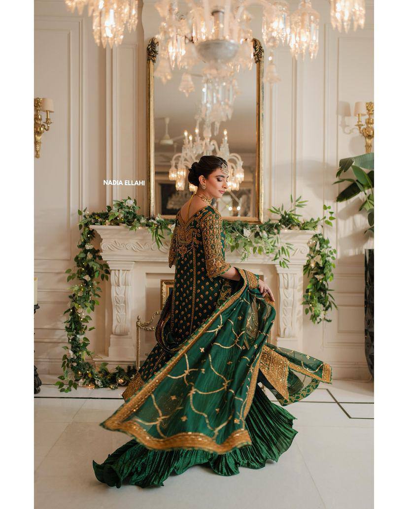 Mehreen Zari Kurta Set – Emerald Majesty