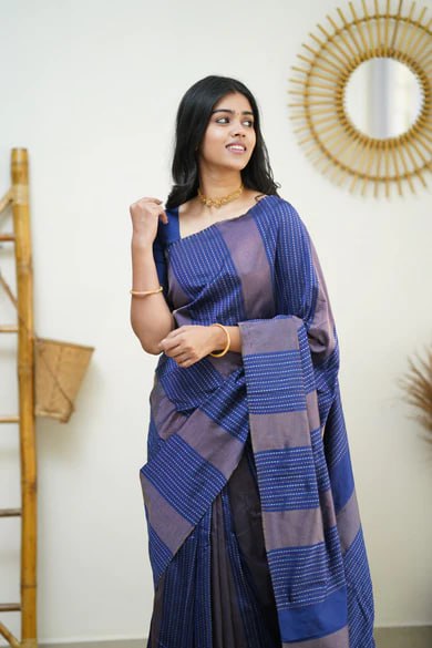 Midnight Blue Minimalist Silk Saree
