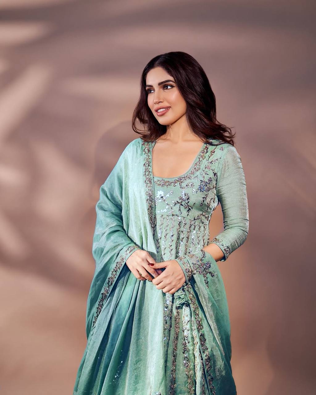 THE BEAUTY OF YOUR WARDROBE WITH THIS NEW ANARKALI GOWN