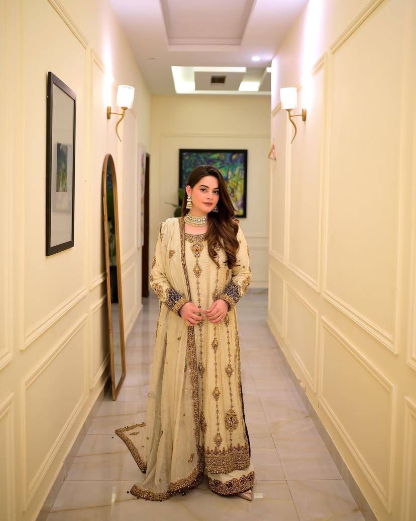 Noor-E-Ivory Embroidered Formal Set