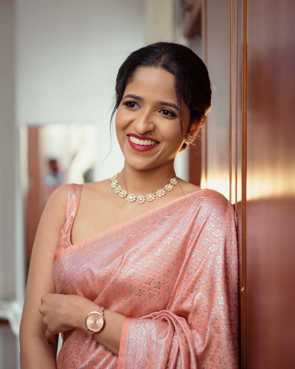 Where Grace Meets Glamour