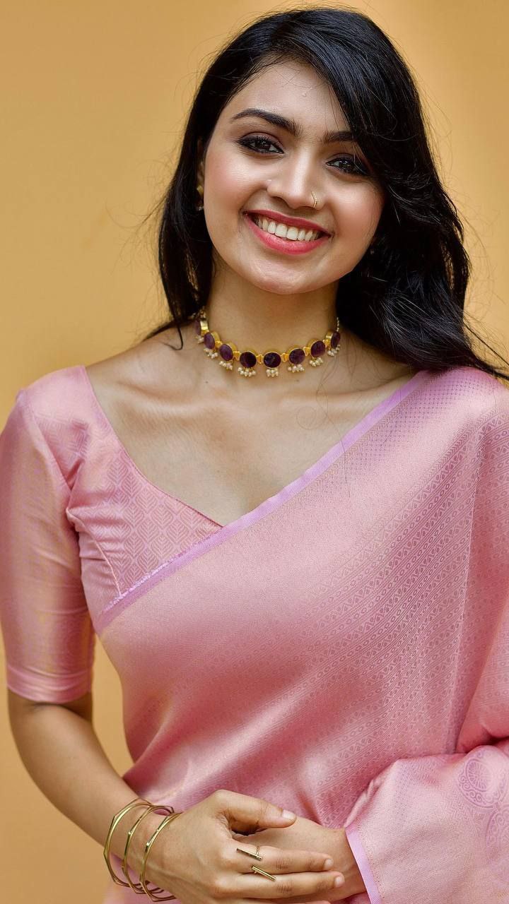 Blush Pink Handwoven Soft Silk Saree